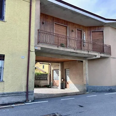 Casa Lucia A Apartment